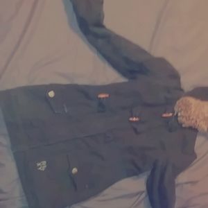 ROXY black coat with sherpa outlined hood